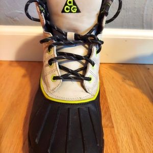 Nike ACG winter boots